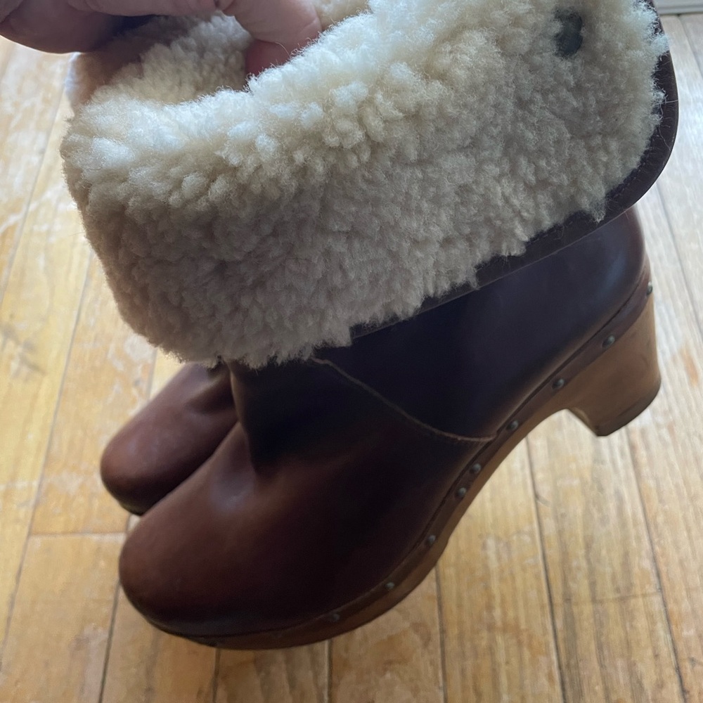 Ugg boots - Picture 7 of 9